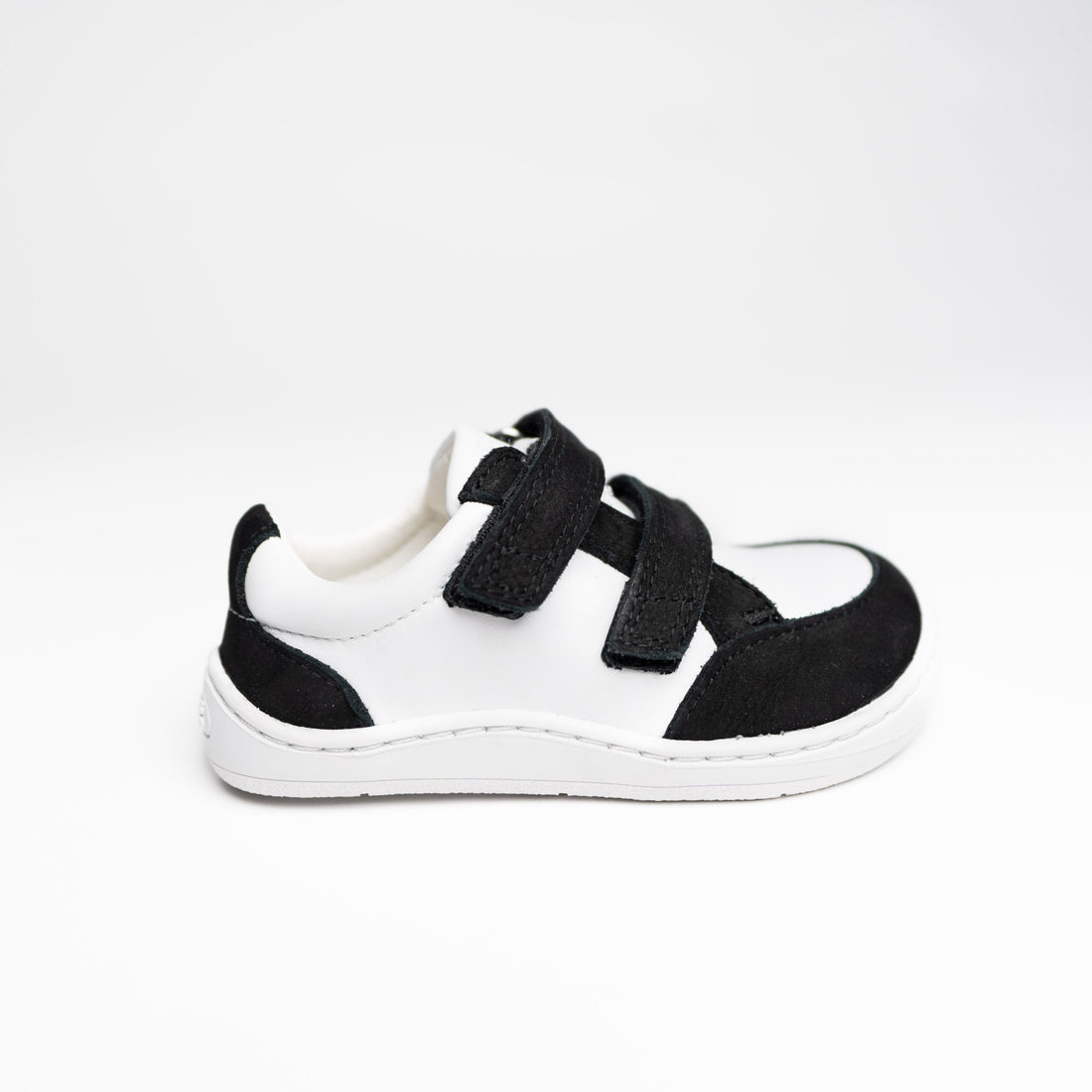 sneaker-børnesko-hvide-black-barfodssko-sort-white